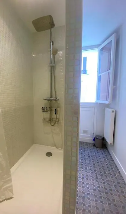 아파트 Appartement Confort & Lumineux A Belleville-Buttes Chaumont 파리
